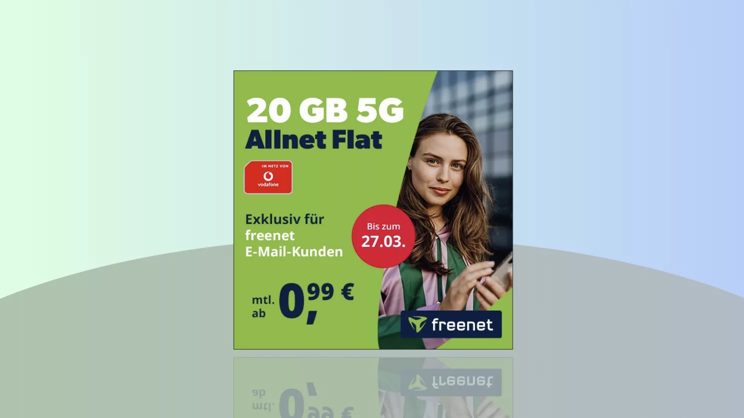 Freenet-Angebot vor blauem Hintergrund