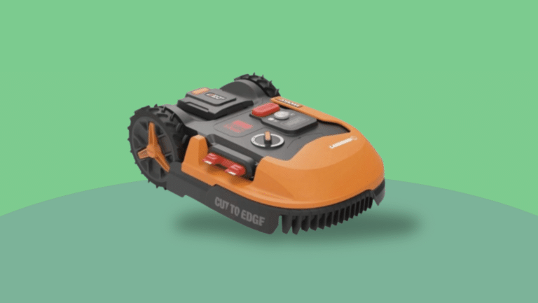 Worx Landroid L1000 vor grünem Hintergrund