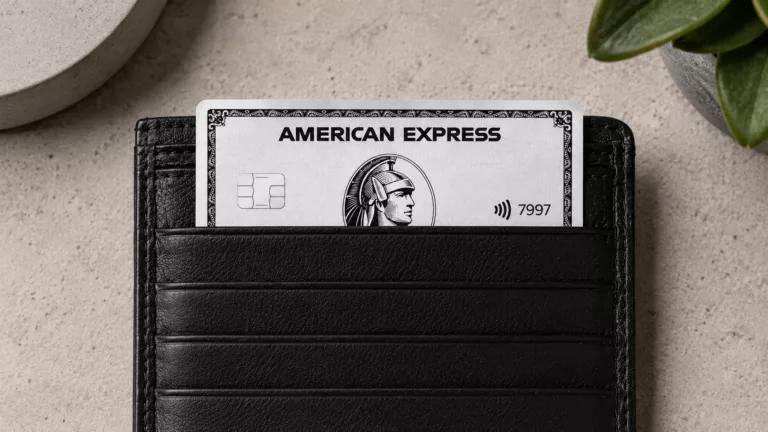 American Express im Kartenhalter